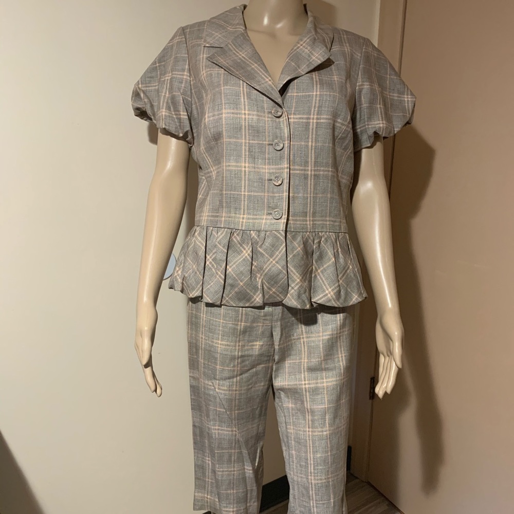 Casual Women’s Suit